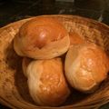 えちこん's cooksnap of when they made もちもち白いロールパン.