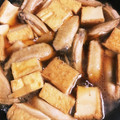 のんちゃそ25's cooksnap of when they made 厚揚げと鶏手羽肉の煮物.