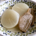 YUKIKI☆'s cooksnap of when they made 簡単◎大根とさつま揚げの煮物.