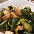 低カロ探検隊's cooksnap of when they made 意外な組合せで！鶏肉ときゅうりの甘酢炒め.