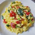 ＊キーツニャン＊'s cooksnap of when they made ほうれん草とトマト入りスクランブルエッグ.