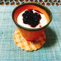 yesmama's cooksnap of when they made ヨーグルトのムースブルーベリーソース添え.