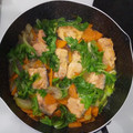 ひろちょふ's cooksnap of when they made 魚さけとセロリ人参の煮込み♪簡単.