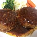 佐藤利夫's cooksnap of when they made 我が家の定番ハンバーグ.
