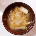 クックL8U9HI☆'s cooksnap of when they made 本だしで簡単！基本の白菜と油揚げの味噌汁.