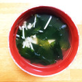 みき忠's cooksnap of when they made えのきとわかめのコンソメスープ♪.