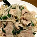 菜つ実☆ミ's cooksnap of when they made 豚肉ともやしとニラのパパッと炒め物.