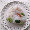 まこさんど's cooksnap of when they made 夏のお弁当に✩梅ワサビのおにぎり.