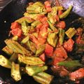 pecochan's cooksnap of when they made 辛くないオクラとトマトのかんたんサブジ.