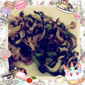 さっちゃーーーん's cooksnap of when they made 簡単！春菊としめじの醤油ツナマヨ炒め.