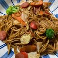 シェルファ's cooksnap of when they made 休日に！ブロッコリーウインナ焼きそば！.