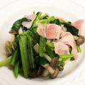 ムーヒツジ's cooksnap of when they made ♪小松菜しめじベーコンのにんにく炒め♪.