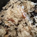 Kayco's cooksnap of when they made 炊飯するだけ！梅ひじきごはん.