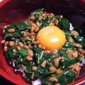 Device☆'s cooksnap of when they made モロヘイヤ納豆丼！～温玉のせ～.