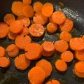 hymt0308's cooksnap of when they made 蒸し人参グラッセ♪簡単フライパンで.