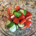 月桃124's cooksnap of when they made 簡単☆トマトときゅうりの塩昆ラー油和え.