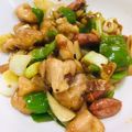 さよりーぬ's cooksnap of when they made シェフ直伝、簡単鶏のカシューナッツ炒め.