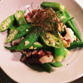 accoxh's cooksnap of when they made オクラとたこのガーリック炒め.