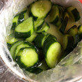 しげくん☆'s cooksnap of when they made きゅうりのわさび漬け.