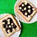 ふたごゆき's cooksnap of when they made ブルーベリートースト♚クリチ＋ヨーグルト.