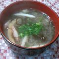 volvol's cooksnap of when they made 〇。もずくの味噌汁。〇.