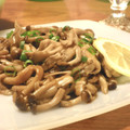 綾タン's cooksnap of when they made いろいろキノコのバタぽん炒め.