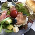 bear＆lily's cooksnap of when they made アボカド ブルーベリー 生ハムサラダ.