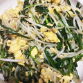 pucyipan's cooksnap of when they made 梨湖の簡単時短！ニラたまもやし.