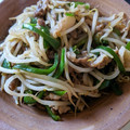 quuumi0702's cooksnap of when they made もやしでかさ増し！青椒肉絲風野菜炒め.