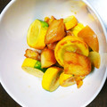 ひなたのねこやなぎ's cooksnap of when they made ズッキーニとさつまあげのニンニク炒め.