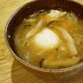 クックパッドごはん部's cooksnap of when they made 丸ごと卵が美味しい味噌汁.