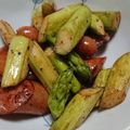 TaniYuri's cooksnap of when they made シャウエッセンとアスパラの炒め.