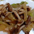 レオミウ's cooksnap of when they made 長ねぎとシメジのザーサイ炒め.