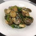 MapiSapi's cooksnap of when they made 簡単＊あさりと小松菜・エリンギの中華炒め.
