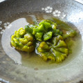 大魔女's cooksnap of when they made 塩麹さんでふきのとうの煮びたし.