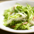 maruru-nn's cooksnap of when they made 簡単☆レタスとカニカマのマヨサラダ.