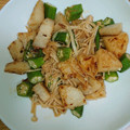 TOHFU55's cooksnap of when they made 冷めても旨い♡長芋とオクラのバタポン炒め.