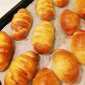 niko25a25's cooksnap of when they made 簡単♪『モコモコウインナーパン』.