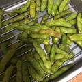 もきち☆'s cooksnap of when they made 騙されて♡枝豆は、茹でずに蒸し焼き★.