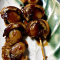 週末は主夫になります's cooksnap of when they made 我が家で簡単　屋台のほたて串焼き.