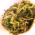 azs310's cooksnap of when they made 簡単おつまみ♡豆苗と塩こんぶのナムル.