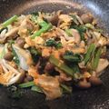 理希麻琉's cooksnap of when they made 小松菜としめじの卵炒め.