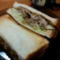 yukitarooo's cooksnap of when they made 生姜焼きサンドイッチ♪リメイクレシピ.