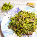 みき✾'s cooksnap of when they made 豆苗と舞茸の酢醤油炒め.