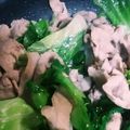ymd88's cooksnap of when they made レタス大量消費に☆豚肉レタス炒め.