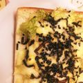 なーなちゃん's cooksnap of when they made 胡麻香る❀たっぷりレタスの塩昆布トースト.