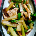 五階の角部屋's cooksnap of when they made イカとセロリのぱぱっと★にんにく炒め.