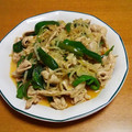 55才のおじさん's cooksnap of when they made もやしでかさ増し！青椒肉絲風野菜炒め.