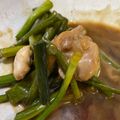 クックYYO3EL☆'s cooksnap of when they made 鶏もも肉とニンニクの芽の甘辛炒め.