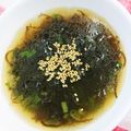☆★あんず姫★☆'s cooksnap of when they made ウェイパーですぐでき♫もずくスープ♫.